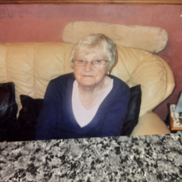 Photo of DOT SWADDLE