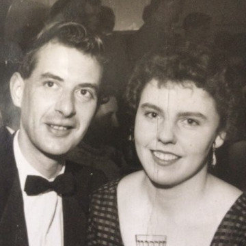 Photo of WIN ROBSON