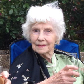 Photo of Betty HOWARD