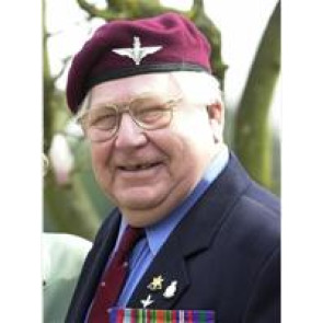 Photo of Eddie HOLDEN