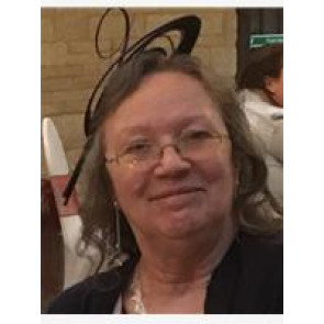 Photo of Lyn BOND