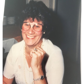 Notice Gallery for Dorothy BARRELL
