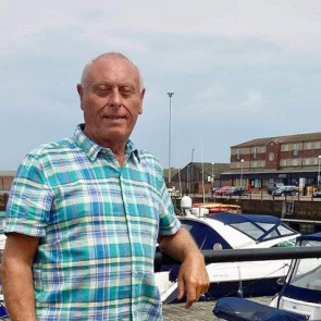 Photo of Martin BELL