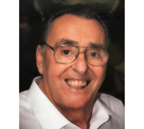 Photo of Gordon Richard LAMBERT