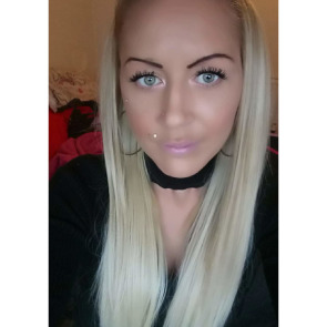 Photo of Carly Louise BENNETT