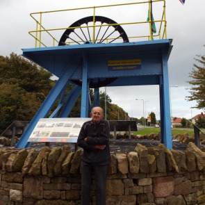 Photo of Gordon MacDONALD