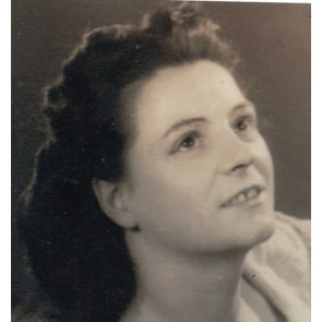 Photo of Joan THOMAS