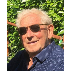 Photo of Robert (Bob) HARGREAVES