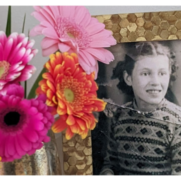 Notice Gallery for Joyce ROBSON