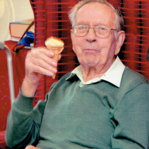 Photo of Leonard Frank REAKES