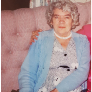 Photo of Winifred Veronica COLVERSON (CAIRNS)