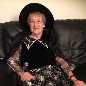 Photo of Maureen Evelyn HALL