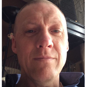 Photo of Barry BELL