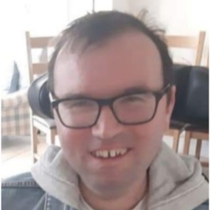 Photo of Paul HOLDING