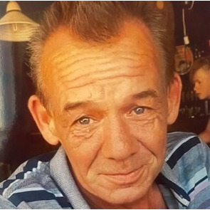 Photo of Mark COURTNEY