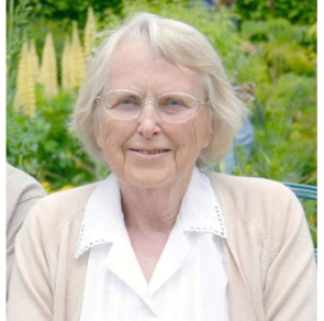 Photo of Joan PEACEY