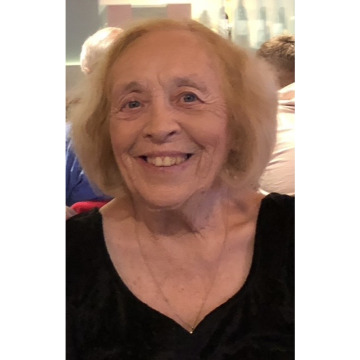 Photo of Gillian 'Gill' MAHONEY