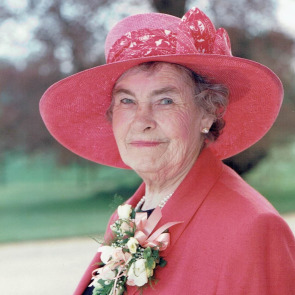 Photo of Gladys GEORGE