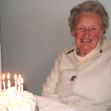 Photo of GLADYS BATES