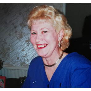 Photo of Vivienne BOYES