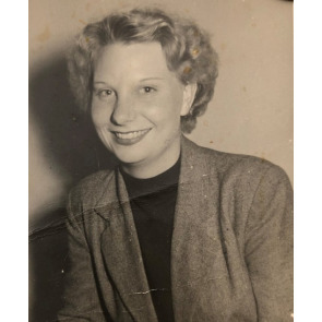 Photo of Muriel Doris KEMP