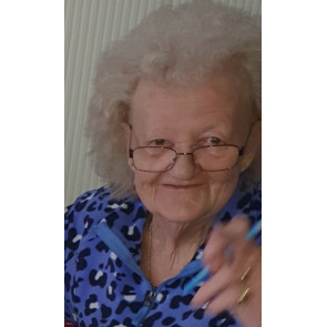 Photo of Mavis Marguerita BELL