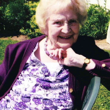 Photo of Enid Margaret POOLE