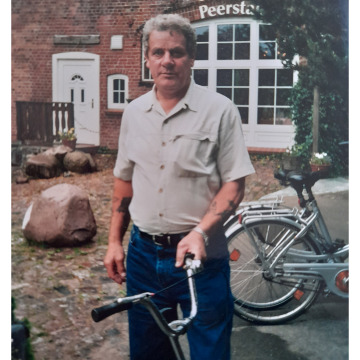 Photo of GEORGE KENNETH LOWERY