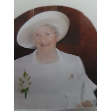 Photo of Betty MITCHELL