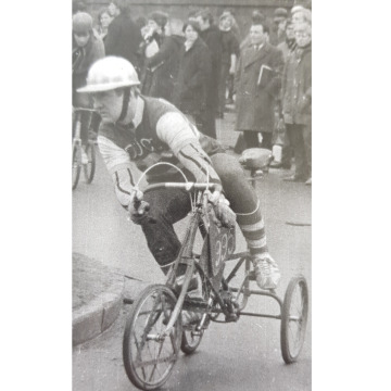Photo of Derek DOWSON