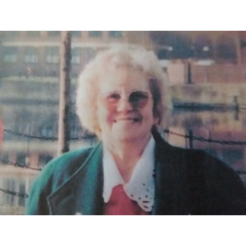 Notice Gallery for Mavis DEELEY