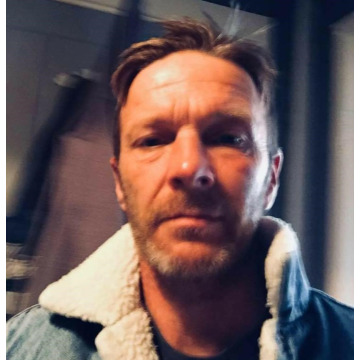 Photo of Garry John HOLMES
