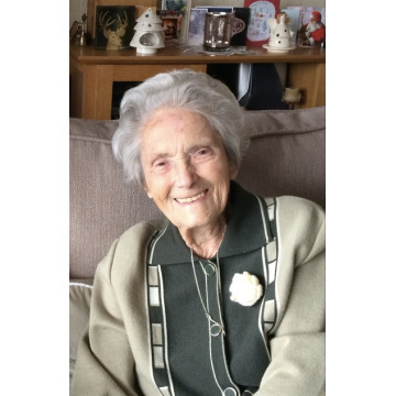 Funeral Notices - Winifred Maud THOMAS