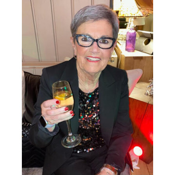 Notice Gallery for Helen BAYLEY