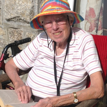 Photo of Maureen Joan DAVIE