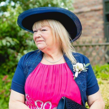 Notice Gallery for Denise LONGLANDS