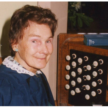 Photo of Eileen May BARBER
