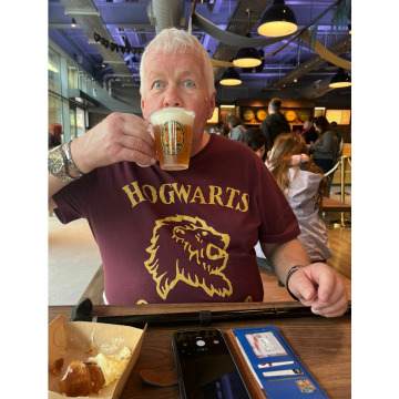 Notice Gallery for Chris HOLMES