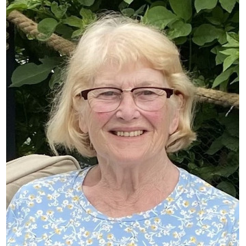 Photo of Joyce MacDONALD