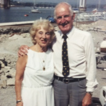 Photo of Phyllis and Ronald GEE