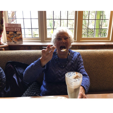 Photo of Gwyneth RAYER