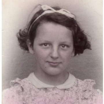Photo of Kathleen Ruth BADDELEY