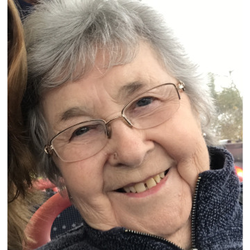 Photo of Maureen EVANS (NÉE O'KEEFE)