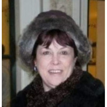 Photo of Debra HERON