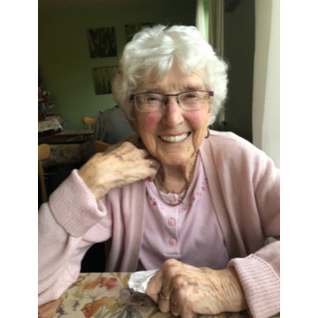 Photo of Winifred KNIGHT