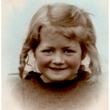 Photo of Jennifer Wells GRAY