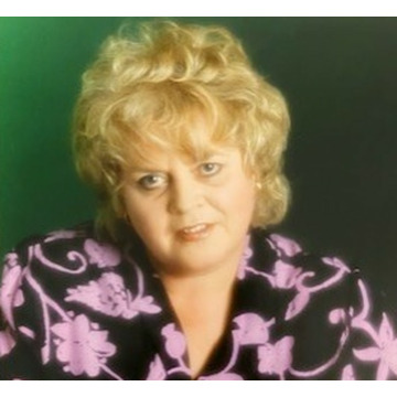 Photo of Maxine CHARLTON