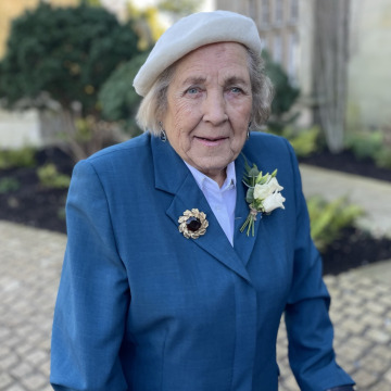 Photo of Sylvia DRYDEN