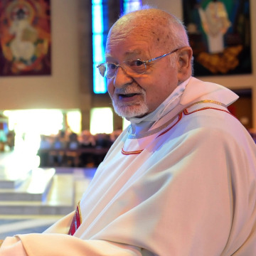 Photo of Fr. Victor BRIDGES