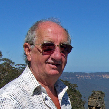 Photo of Peter CAINE